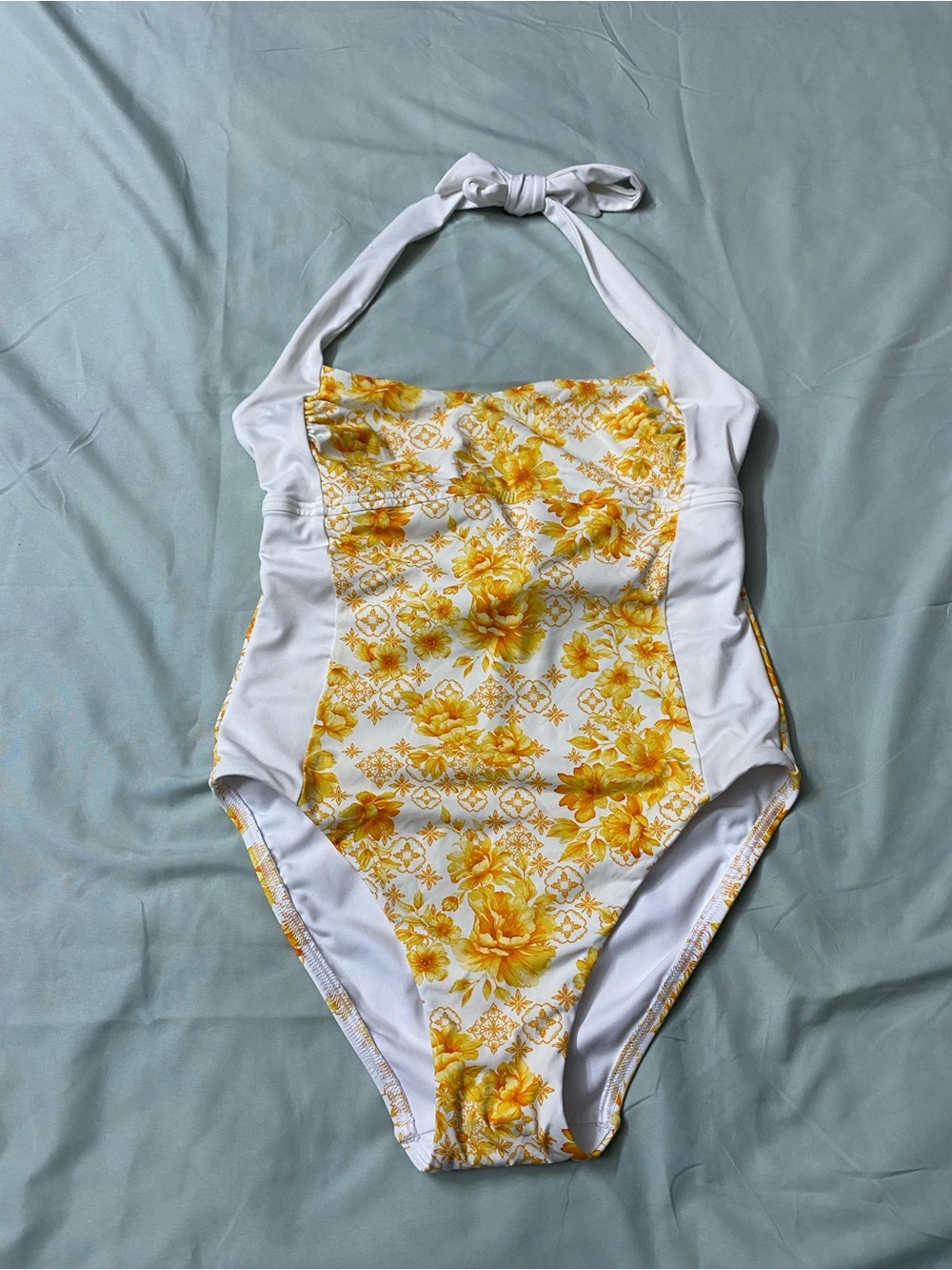 Lands' End Mosaic Floral Cutout Back High Leg Halter One Piece Swimwear Size 4 - Picture 2 of 9